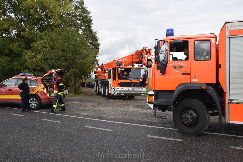 Einsatz BF Koeln PKW im See Koeln Esch P283.JPG - Miklos Laubert